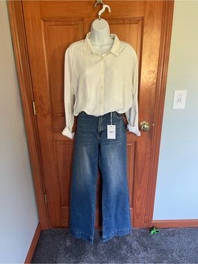 Wide-Leg High-Rise Jeans in Blue Wash by Vervet